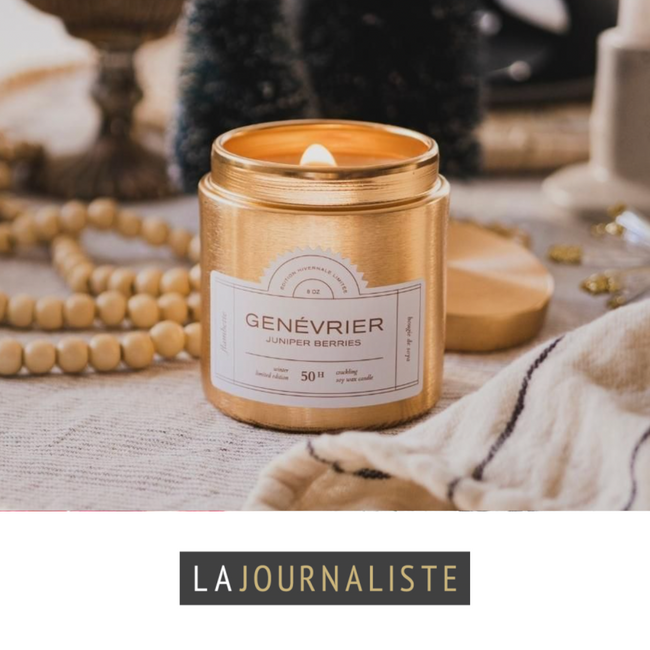 Bougie Genévrier sur une table festive de Noël