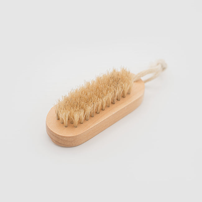 Brosse à ongles double face