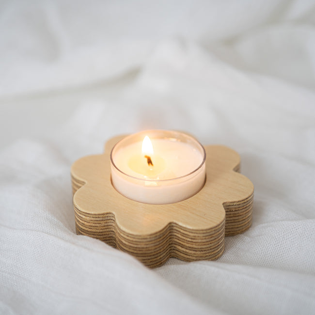 Porte-lampion floral en bois