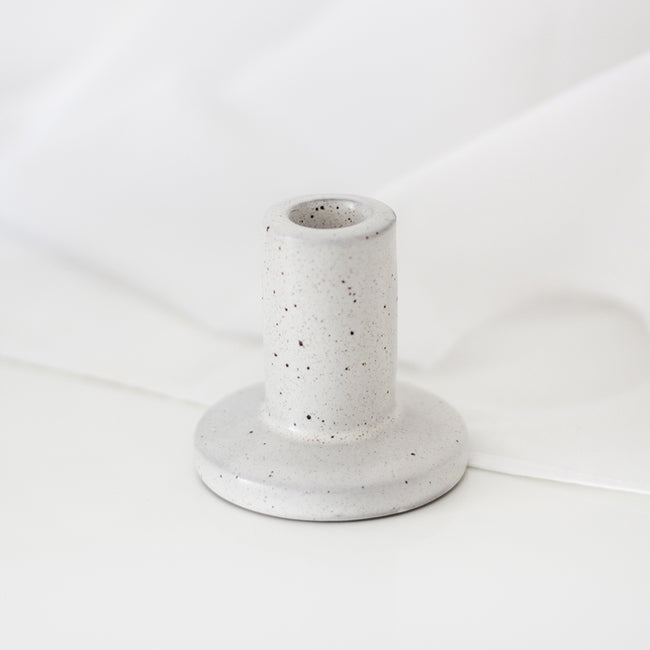 bougeoir en céramique gris pour bougie effilée